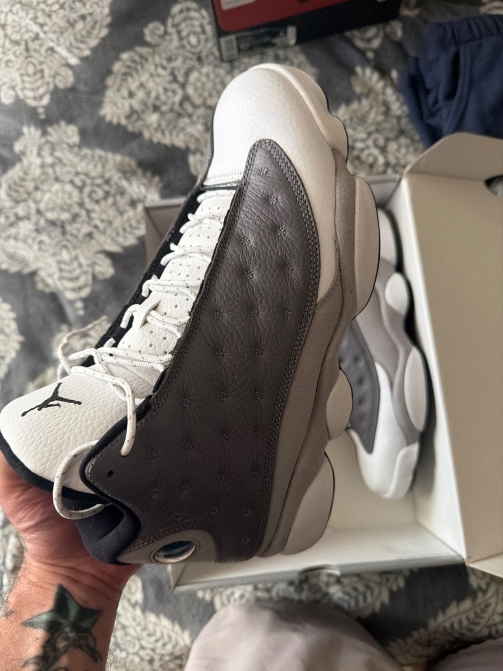 10.5 Jordan 13 Retro - Picture 3 of 4